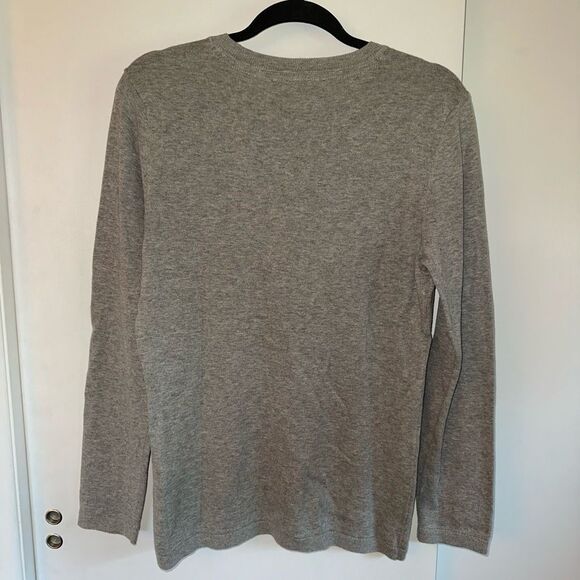 Tommy Hilfiger Women’s Winter Dog Gray Sweater Medium NWT - Picture 5 of 11